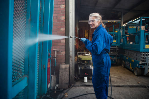 Best Commercial Building Pressure Washing  in Walkerton, IN
