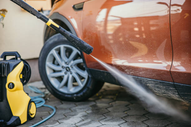 Best Garage Pressure Washing  in Walkerton, IN